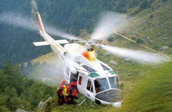 soccorso alpino montagna escursione elicottero