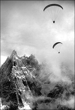 everest paracadute