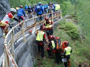 Intervento del Soccorso alpino al Giro 2009