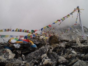 Immagine per Everest, centomila passi verso il mondo che non c'è