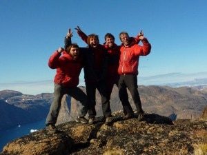 Il team in cima alla parete dei gabbiani Il team in cima alla parete dei gabbiani