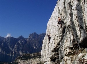 Arrampicare ad Arco (Photo coronn.com)