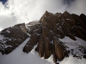 La parete sudest del monte Kyzyl Asker (Photo Franz Walter)