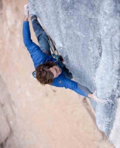 Chris Sharma su Power inverter (Photo Reinhard Fichtinger - englishdailaojeda.blogspot.com)