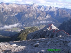 Il Creton dell’Arco dal Creton di Culzei con la splendida cresta dove si sviluppa il percorso