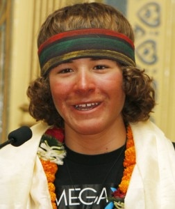 Jordan Romero dopo la salita all'Everest (Photo courtesy Daily News) Jordan Romero dopo la salita all'Everest (Photo courtesy Daily News)