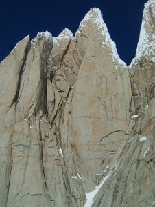 Torre Egger (Photo courtesy www.guidealpine.lombardia.it) Torre Egger (Photo courtesy www.guidealpine.lombardia.it)