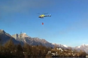 Operazioni di spegnimento sul Monte Mauro (Photo Il Giornale della protezione civile)