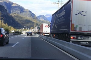 I tir in coda al San Gottardo