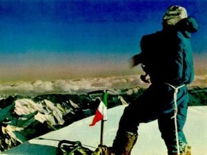 Achille Compagnoni sulla vetta del K2