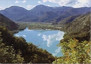 Il lago di Cavazzo