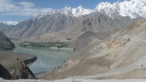 Lago di Attabad