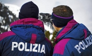 La polizia sulle piste La polizia sulle piste