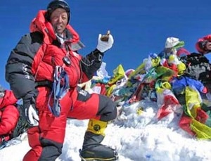 Apa Sherpa in vetta