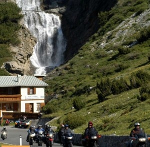 Motoraduno dello Stelvio (Photo www.motoraduno-stelviointernational.com)