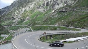 Viaggio sulle Alpi su treruote (Photo bbc.co.uk) Viaggio sulle Alpi su treruote (Photo bbc.co.uk)