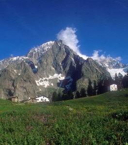 Valle d'Aosta -Maison Vieille e Monte Bianco (Photo.Aiat Monte Bianco)