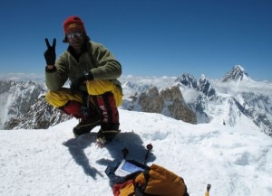 Mario Panzeri sulla cima del GII (Foto d'archivio - anno 2006)