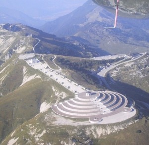 Veduta aerea di Cima Grappa, una delle "tappe" della gara (Photo courtesy of www.traildeglieroi.it)