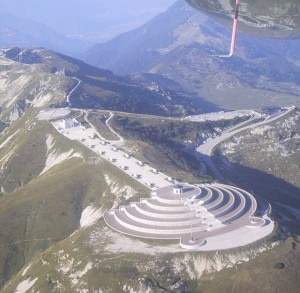 Veduta aerea di Cima Grappa, una delle "tappe" della gara (Photo courtesy of www.traildeglieroi.it)