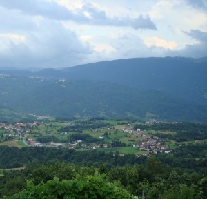 La conca dell'Alpago (Photo courtesy of http://www.panoramio.com)