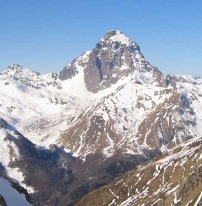 Grand Pic du Midi d'Ossau (Photo courtesy www.komandokroketa.org)