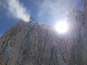 Vento e sole al Fitz Roy (Photo Fabio Salini) Vento e sole al Fitz Roy (Photo Fabio Salini)