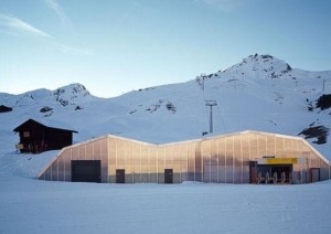 Ski-lift Carmenna in Arosa (Photo cpurtesy designrulz.com)