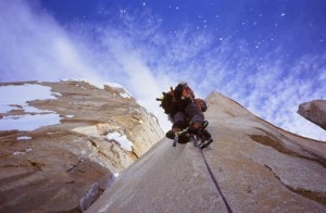 Cerro Torre - sulla via del Compressore (Monika Kambic, photo courtesy www.alpinist.com)