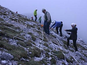 Ricercatori al lavoro in Austria (Photo courtesy Derstandard.at)