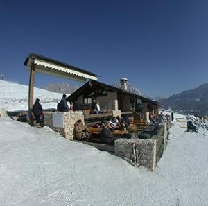 Rifugio Ria de Saco (Photo courtesy of www.cortinadampezzo.it)