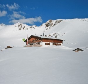 Rifugio Sesvenna (Photo courtesy of www.sesvenna.it)