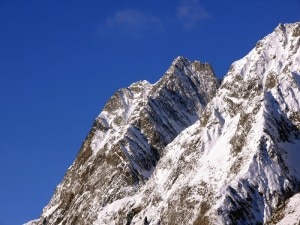 Mont Rouge del Gruppo del Peuterey (Photo courtesy of www.summitpost.org)