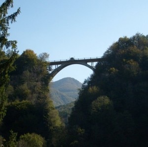 Il Ponte della Vittoria a Cremeno (Photo Martino Taloni courtesy of www.panoramio.com)