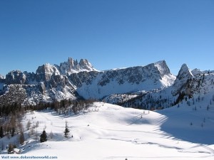 Cortina d'Ampezzo (Photo dolomitesworld.com)