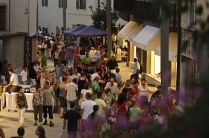 Lana e dintorni, giovedì lungo il viale (photo courtesy Dolomiti.it)