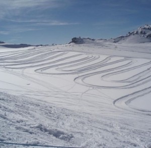 Le piste del ghiacciaio dello Stelvio (Photo courtesy of www.snowalps.com)
