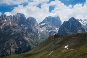 Marmolada e Cime Ombretta (Photo courtesy of www.panoramio.com)