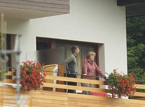 La Merkel in vacanza a Solda (photo courtesy Ansa.it)