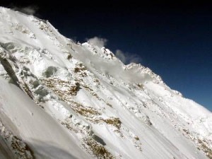 Il lato est finale della Cresta Mazeno e la vetta del Nanga (Photo mazenoridge.com)