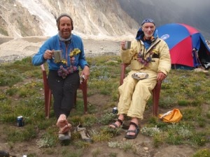 Sandy Allan e Rick Allen al campo base Diamir il 19 mattina (Photo mazenoridge.com)