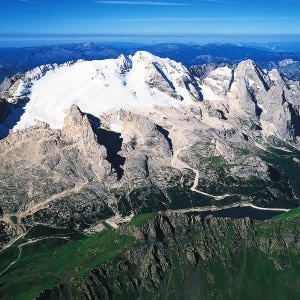 Marmolada (Photo courtesy of www.dolomiten-bike.com)