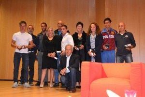 Panzeri con Pinuccio Castelnuovo e gli atleti premiati dal Coni Panzeri con Pinuccio Castelnuovo e gli atleti premiati dal Coni