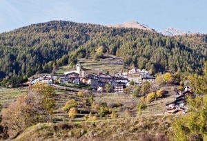 Villa Dalegno, la frazione di Temù che potrebbe entrare a far parte del comune di Ponte di Legno (Photo courtesy of www.adamelloski.com)