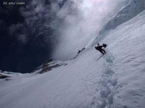 Polacchi al Lhotse (Photo Artuyr Matek - polishwinterhimalaism.pl)