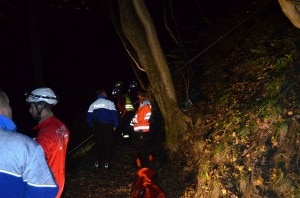 I soccorsi durante le operazioni di salvataggio (Photo courtesy Rescue Media/ www.tio.ch)