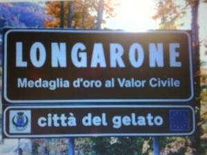 Longarone città del gelato (Photo courtesy radioclub103.it) Longarone città del gelato (Photo courtesy radioclub103.it)