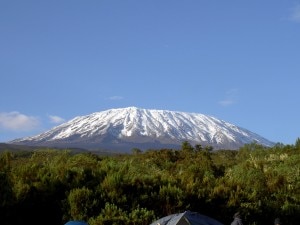Kilimangiaro (Photo courtesy of wattsupwiththat.com)