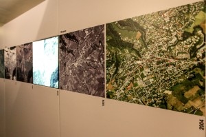 Uno dei percorsi della mostra Evolution des paysages (Photo Andrea Negro courtesy of Europaconcorsi/europaconcorsi.com)