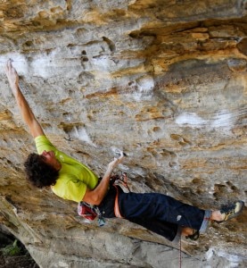 Jacopo Larcher su Southern Smoke Direct 9a (Photo Aurelien Tixier)